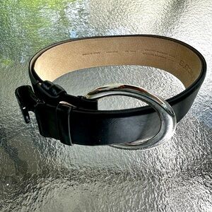 Chico’s Leather Clasp Belt